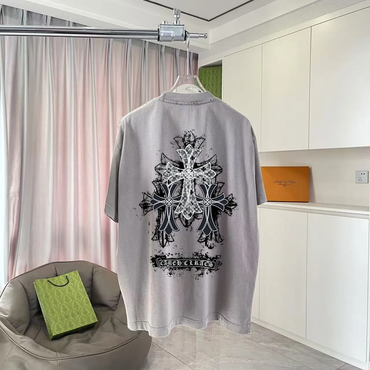 🅿️190 ch Crow* 2025 summer new style, washed, distressed, spray-painted, Sanskrit cross print, short-sleeved T-shirt, customized fabric 320g, same style for men and women, size: S M L XL XXL five sizes, color: black, gray, gradient black, gradient red